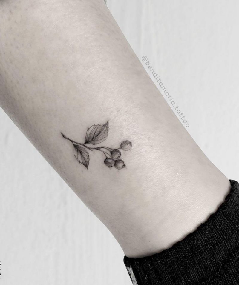 30 Pretty Cranberry Tattoos You Should Try