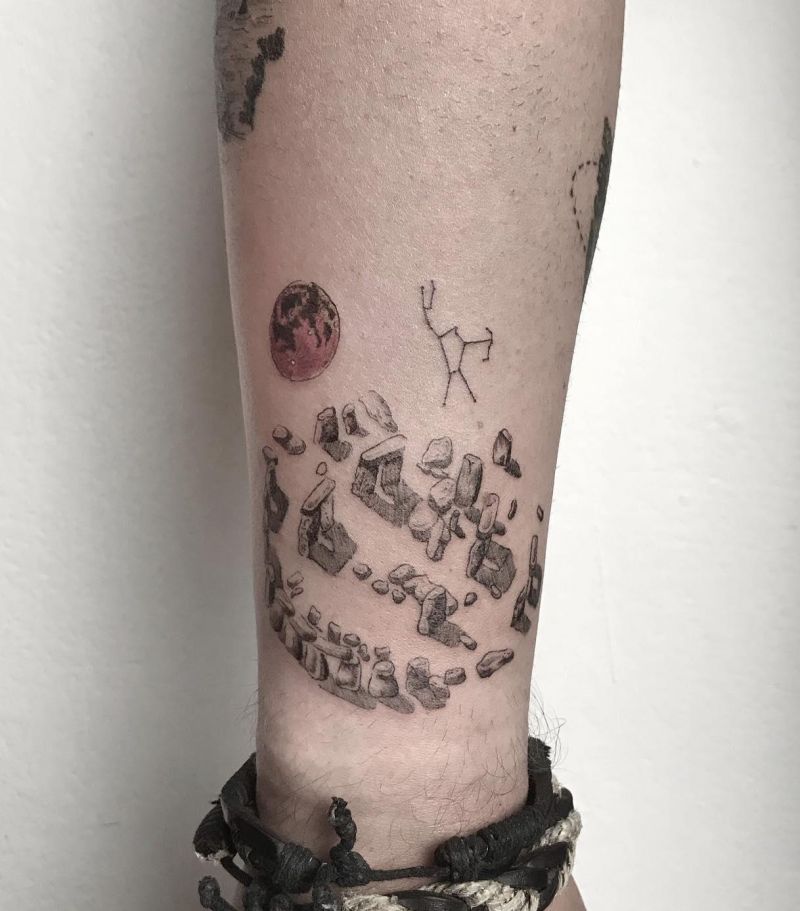 30 Unique Stonehenge Tattoos For Your Inspiration