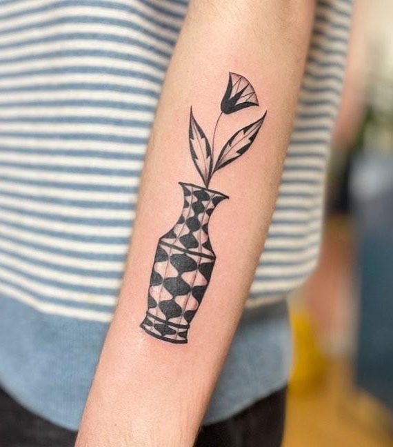 30 Elegant Art Deco Tattoos You Can Copy