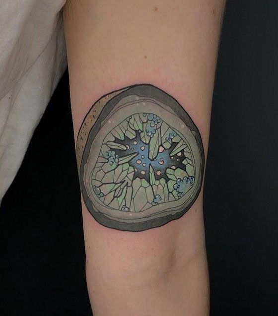 30 Cool Geode Tattoos You Should Copy