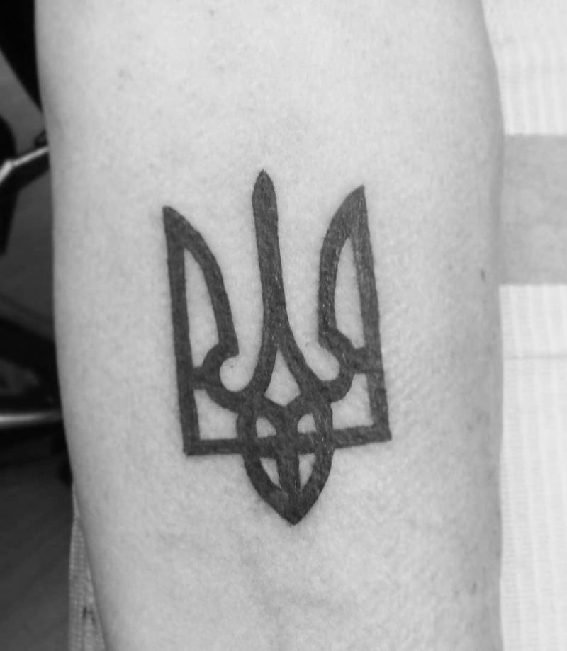 20 Unique Ukrainian Tryzub Tattoos You Must Love