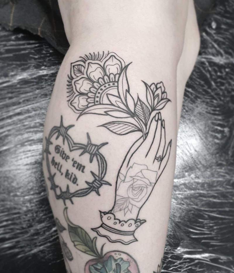 30 Great Hand Holding Flowers Tattoos Make You Attractive