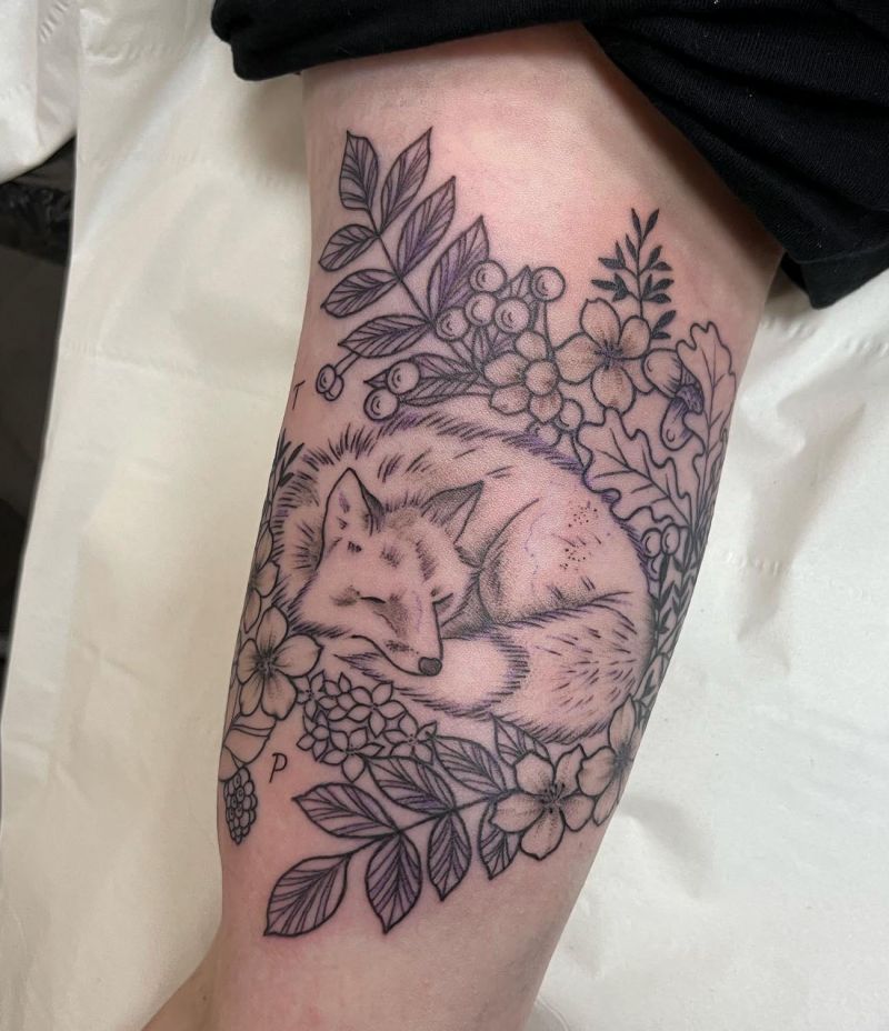 30 Great Sleeping Fox Tattoos For Your Inspiration