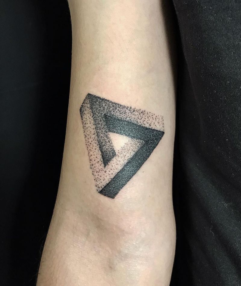 30 Amazing Penrose Tattoos for Your Inspiration