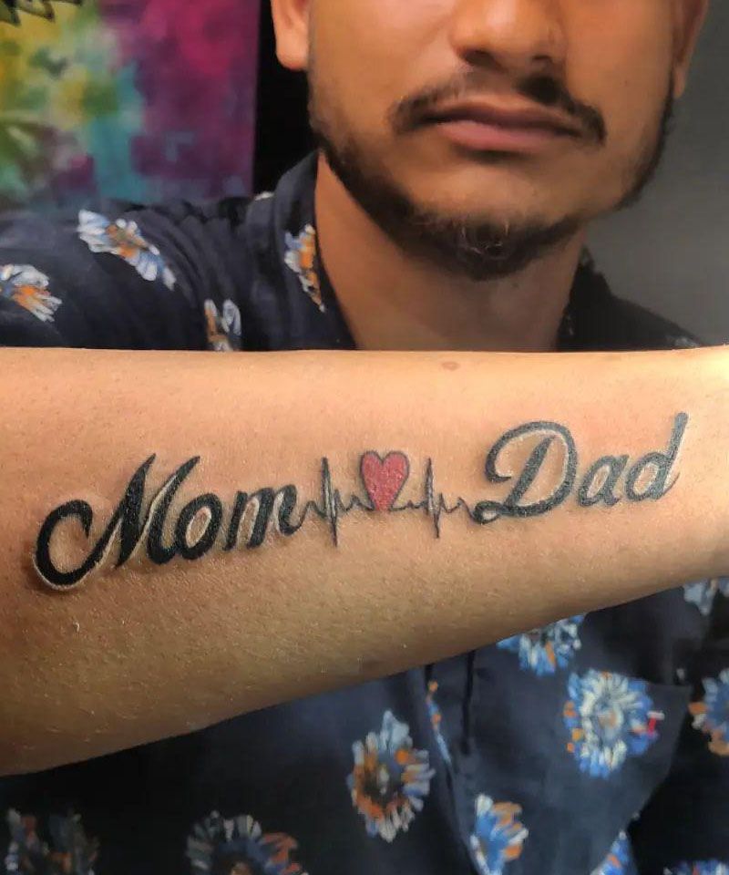 30 Great Mom Dad Tattoos For Your Inspiration