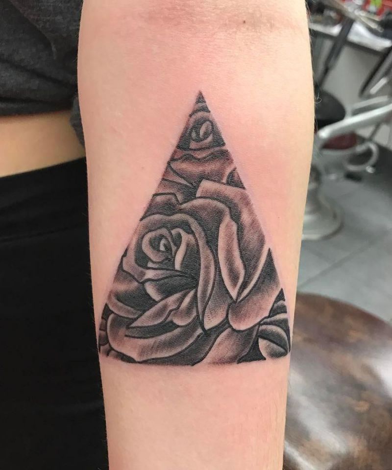 30 Unique Triangle Rose Tattoos for Your Inspiration