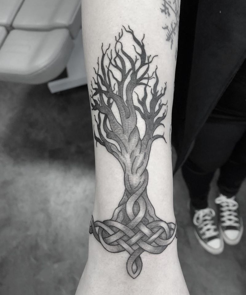 30 Awesome Celtic Knot Tattoos You Can Copy