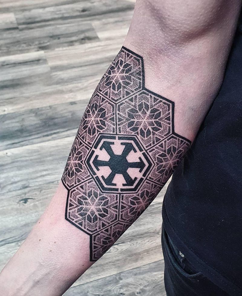 30 Amazing Sith Symbol Tattoos You Must Love