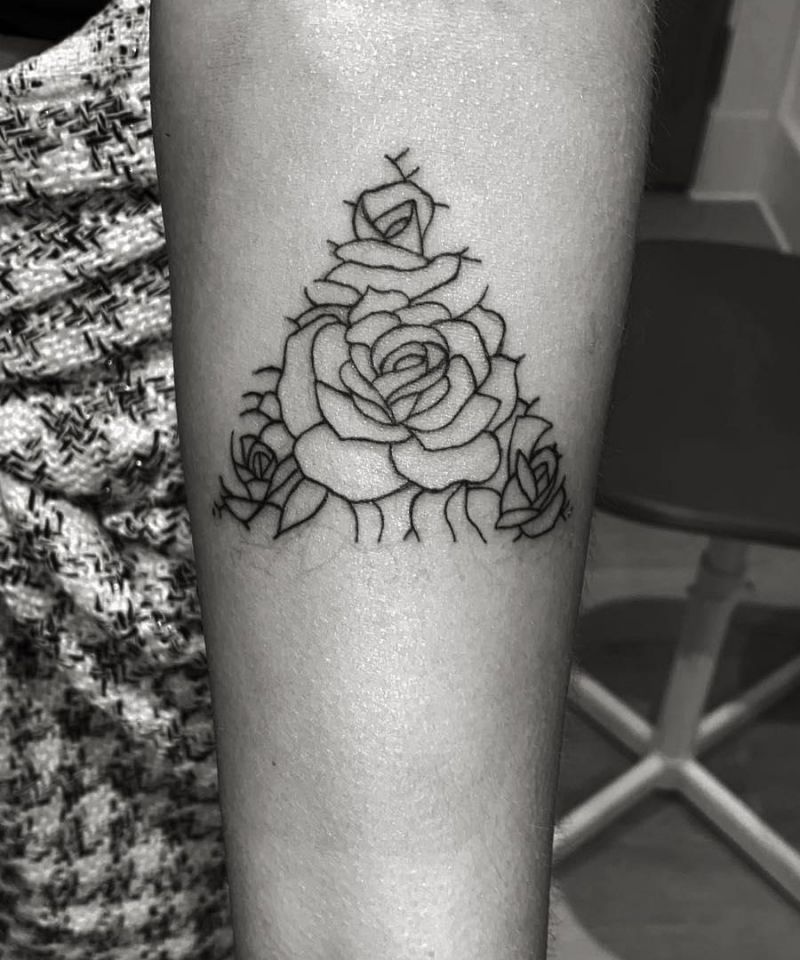 30 Unique Triangle Rose Tattoos for Your Inspiration