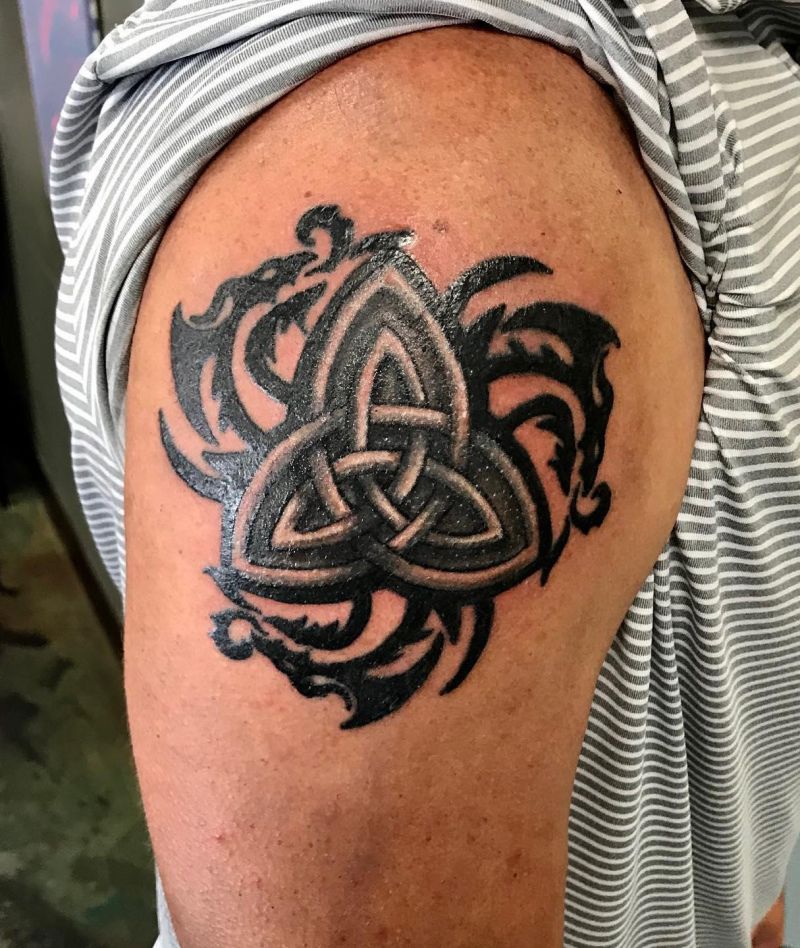 30 Awesome Trinity Knot Tattoos You Will Love