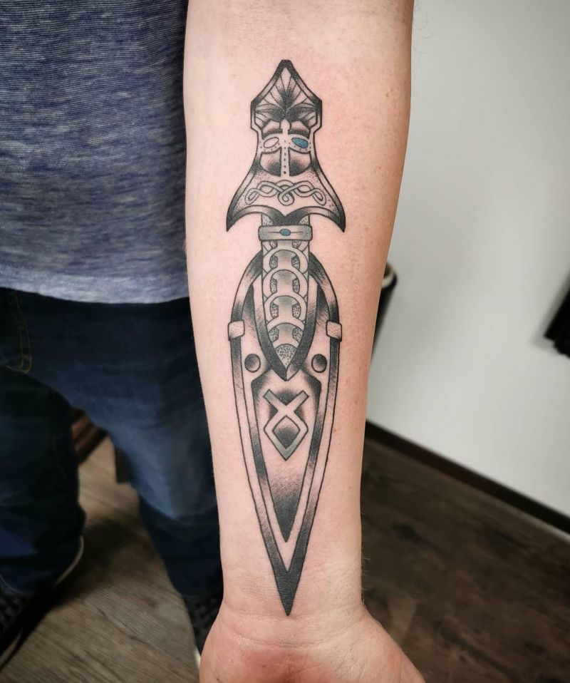 30 Unique Gungnir Tattoos You Will Love