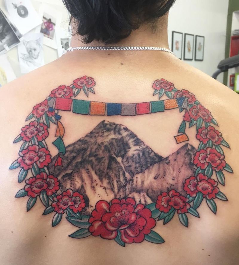 30 Awesome Mount Everest Tattoos For Your Next Ink