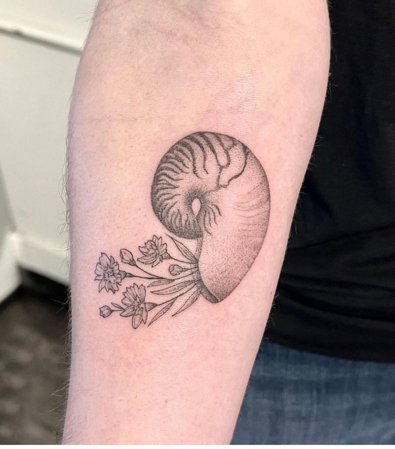 30 Awesome Nautilus Shell Tattoos You Can Copy