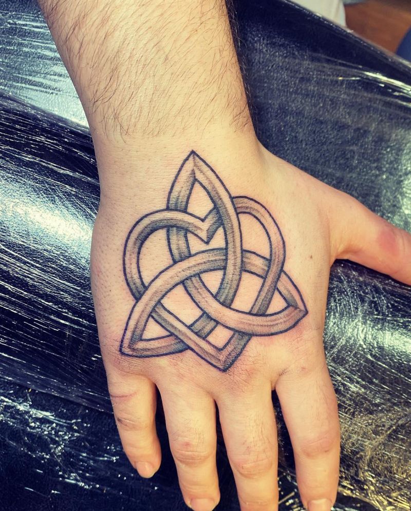 30 Awesome Trinity Knot Tattoos You Will Love