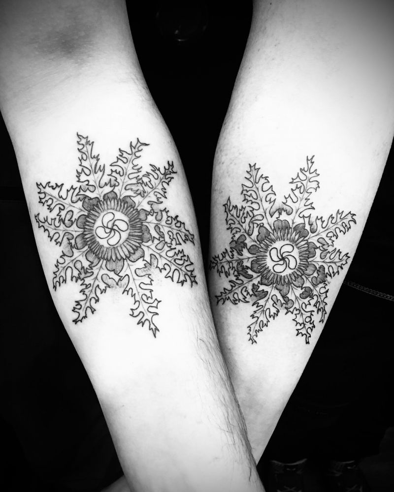 30 Awesome Lauburu Tattoos You Will Love