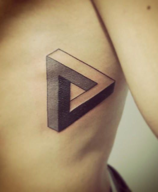 30 Amazing Penrose Tattoos for Your Inspiration