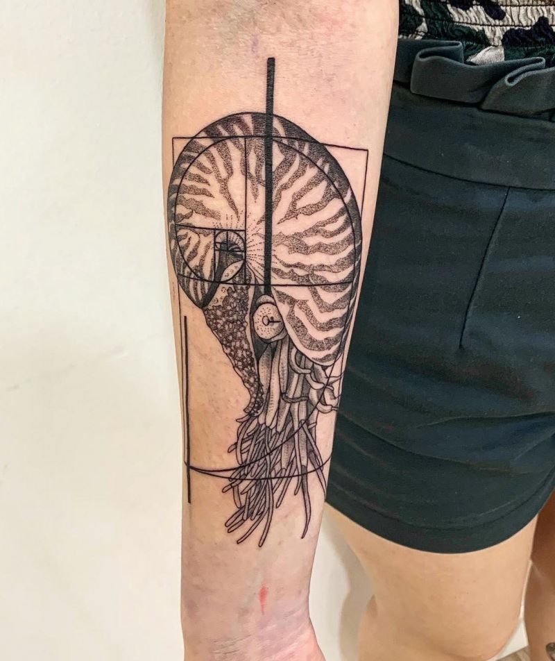 30 Awesome Nautilus Tattoos for Your Next Ink