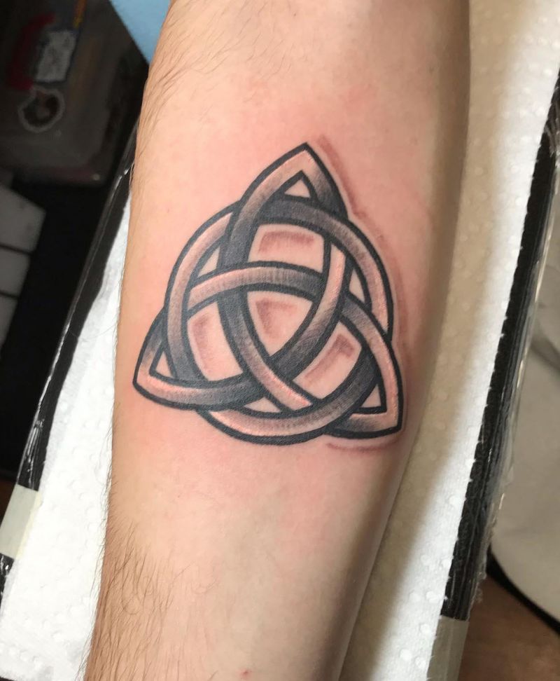 30 Awesome Trinity Knot Tattoos You Will Love