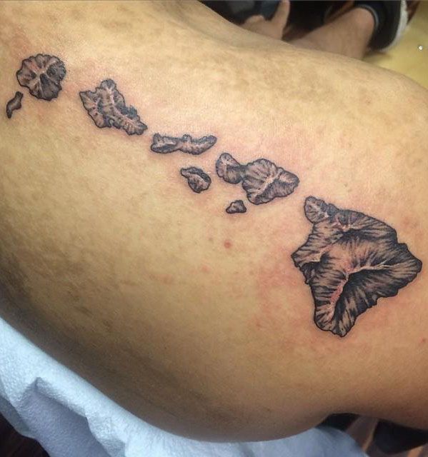 30 Awesome Hawaiian Islands Tattoos You Must Love