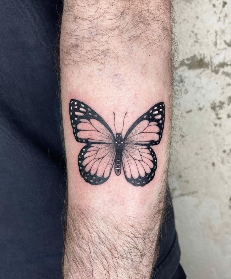 30 Pretty Monarch Butterfly Tattoos for Your Next Ink