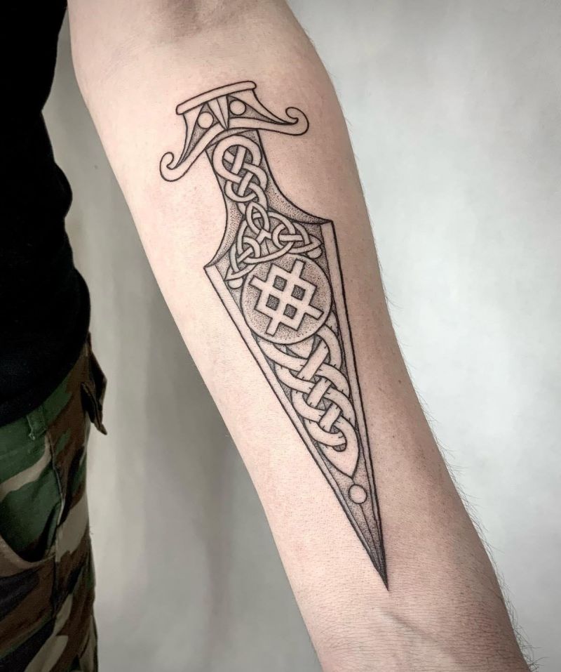 30 Unique Gungnir Tattoos You Will Love