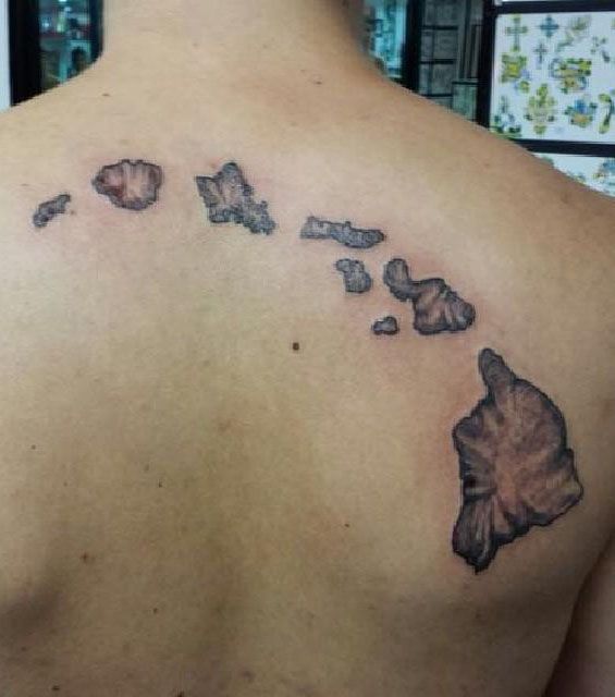 30 Awesome Hawaiian Islands Tattoos You Must Love