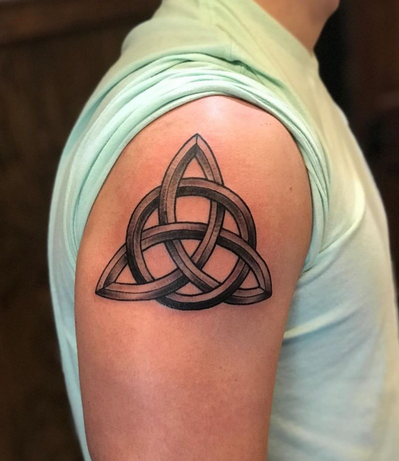 30 Awesome Trinity Knot Tattoos You Will Love