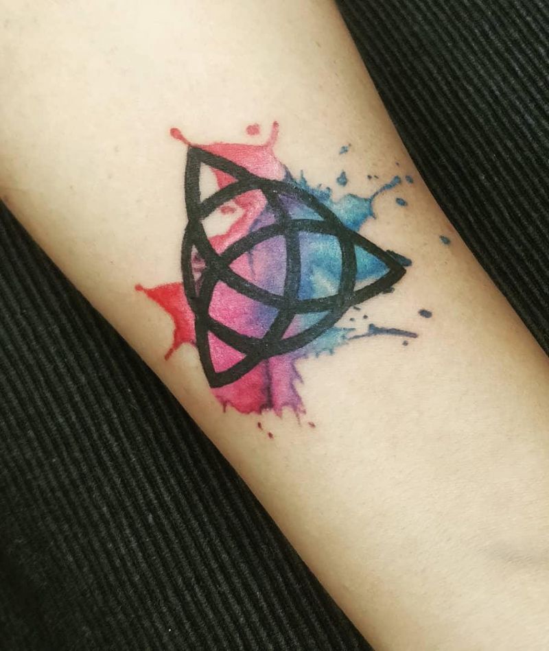 30 Awesome Trinity Knot Tattoos You Will Love