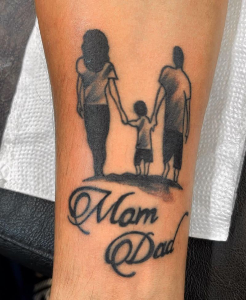30 Great Mom Dad Tattoos For Your Inspiration