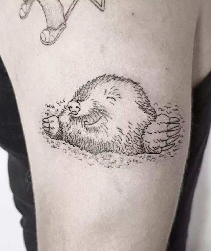 20 Classy Mole Tattoos You Can Copy