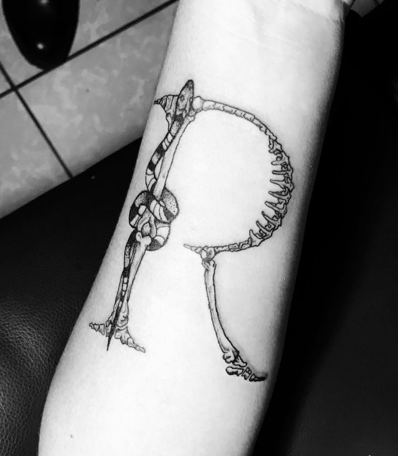 30 Unique Letter R Tattoos You Can Copy