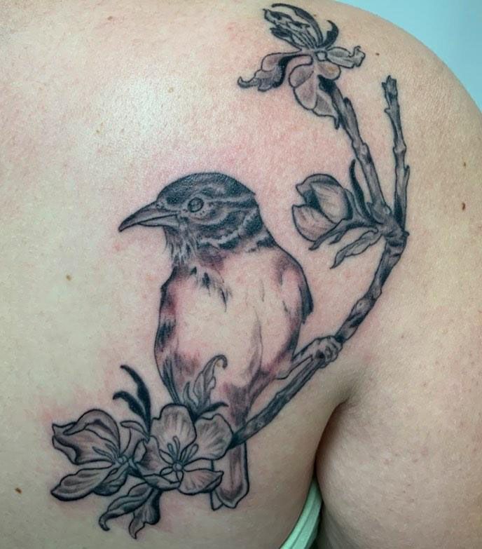 30 Pretty Oriole Tattoos to Inspire You