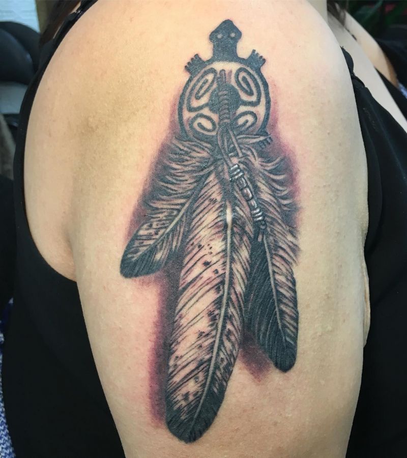 30 Pretty Eagle Feather Tattoos to Inspire You