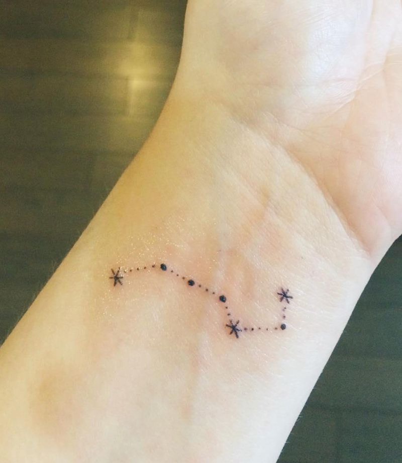 30 Unique Ursa Major Tattoos to Inspire You