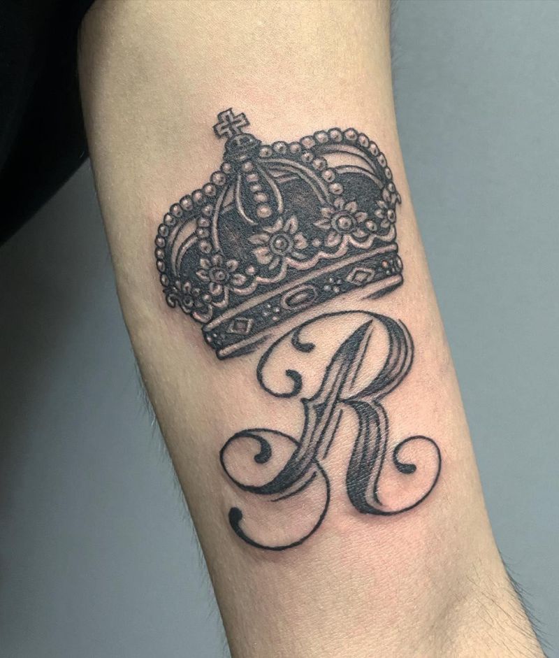 30 Unique Letter R Tattoos You Can Copy