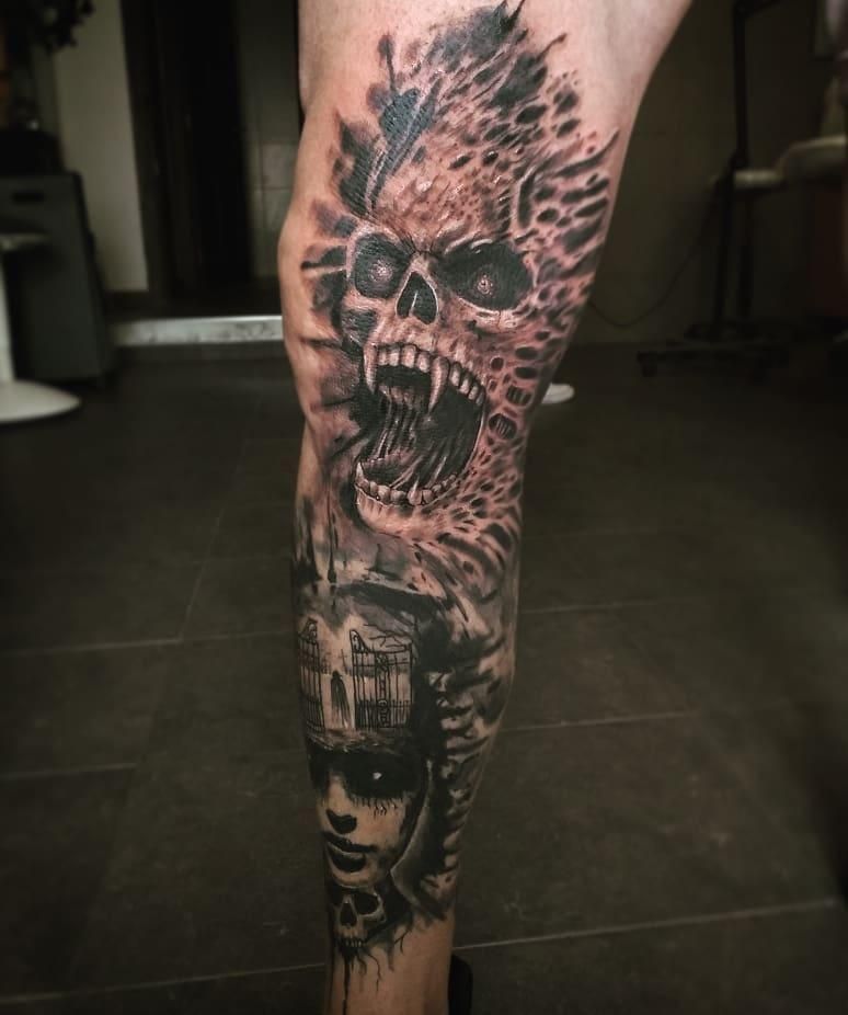 30 Cool Vampire Skull Tattoos for Your Inspiration