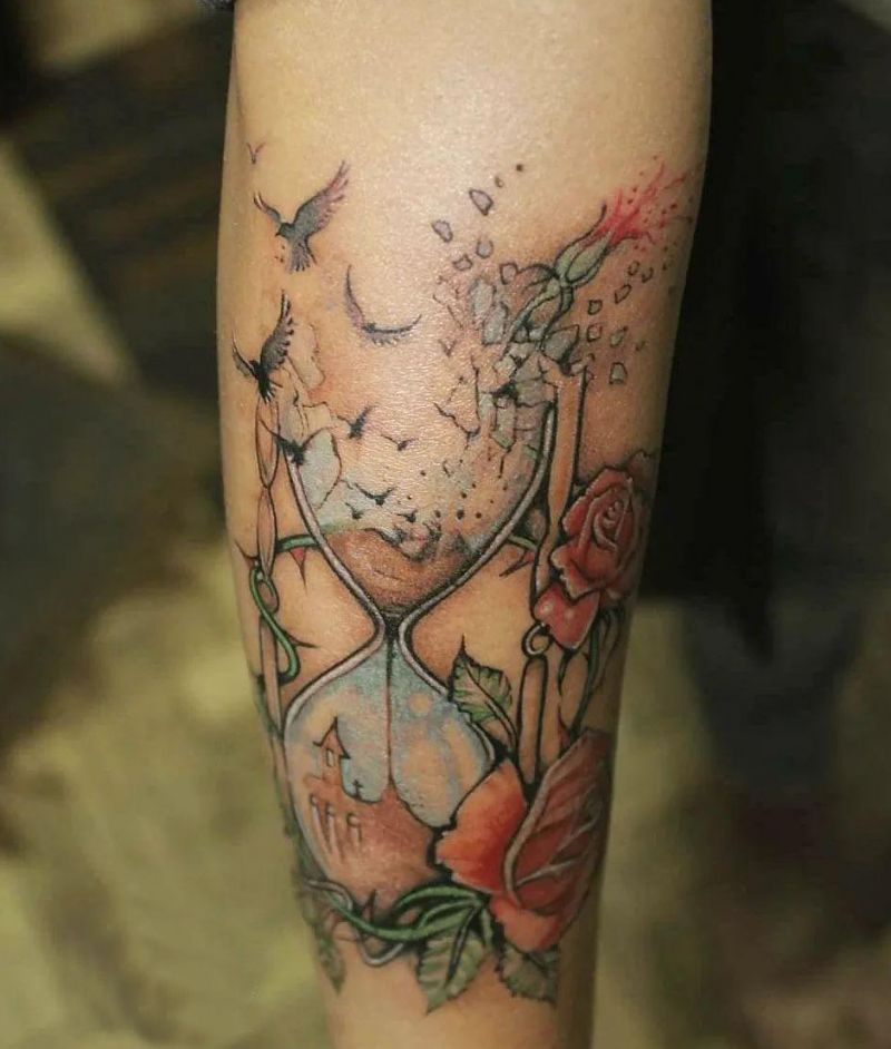 30 Classy Broken Hourglass Tattoos for Your Next Ink