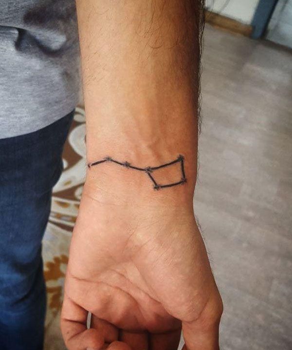 30 Unique Ursa Major Tattoos to Inspire You