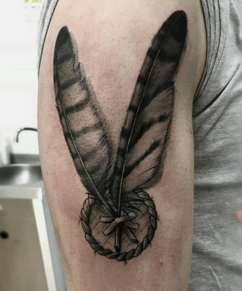 30 Pretty Eagle Feather Tattoos to Inspire You