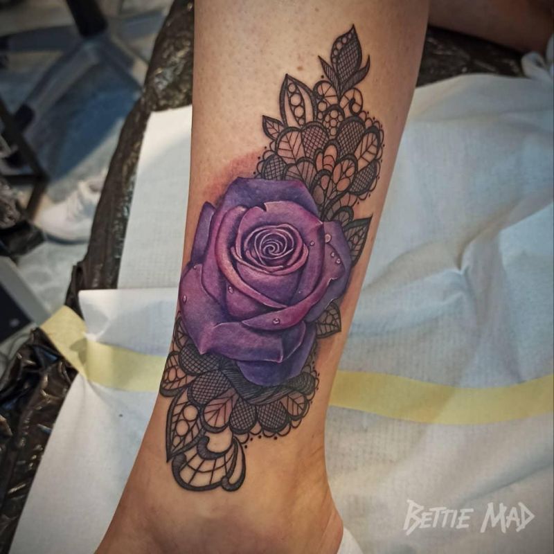 30 Pretty Purple Rose Tattoos to Inspire You