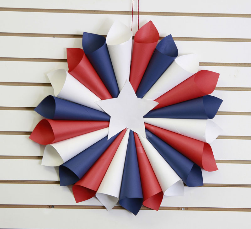 43 Cool DIY Patriotic Wreaths for 4th of July