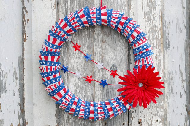 43 Cool DIY Patriotic Wreaths for 4th of July