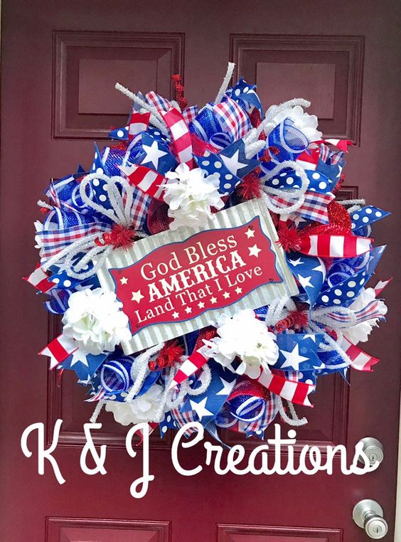 43 Cool DIY Patriotic Wreaths for 4th of July