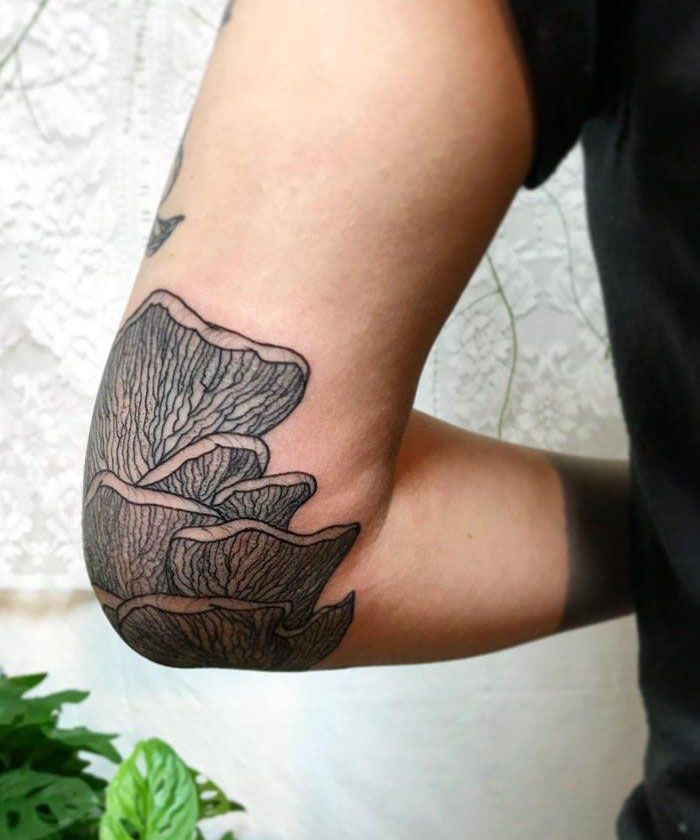 30 Elegant Oyster Mushroom Tattoos for Your Inspiration