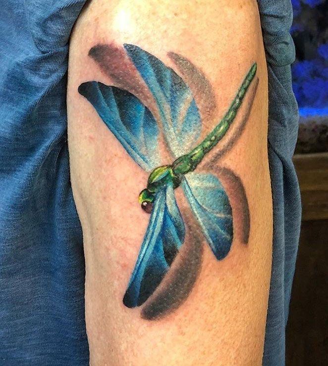 10 Elegant 3D Dragonfly Tattoos to Inspire You