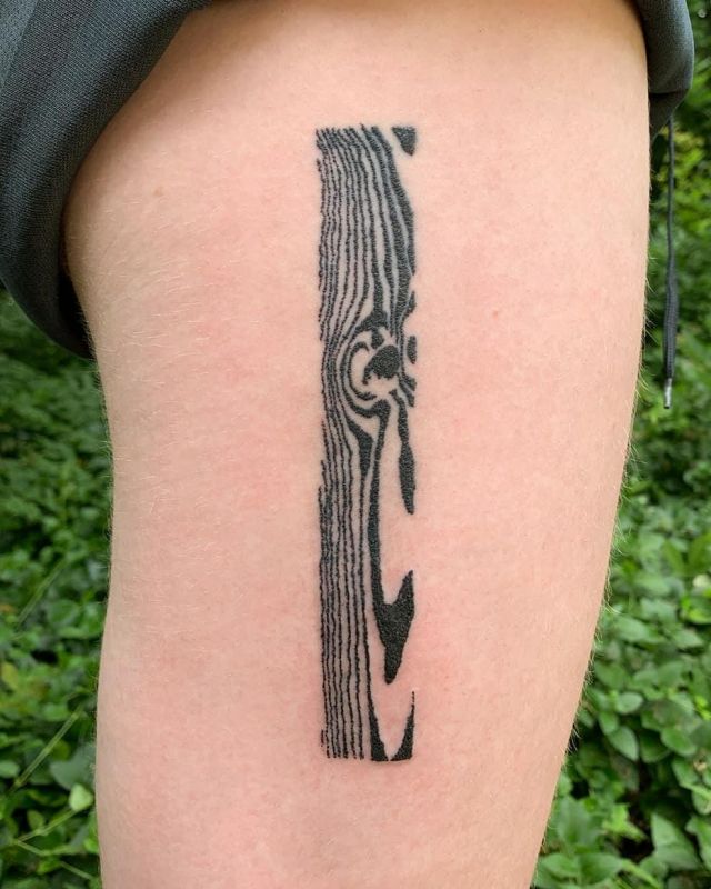 Rectangle Wood Grain Tattoo on Leg