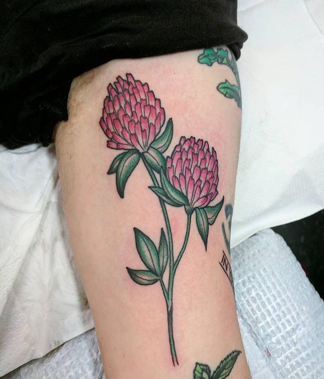 Beautiful Red Clover Tattoo on Leg