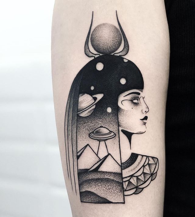 Bonny Hathor Tattoo on Upper Arm