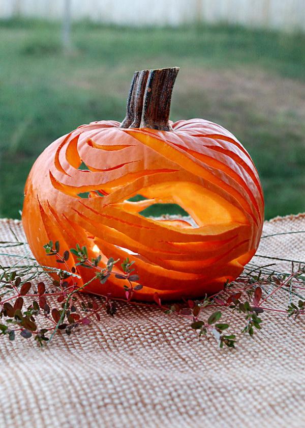 25 Awesome Pumpkin Carving Ideas for Halloween Decorating