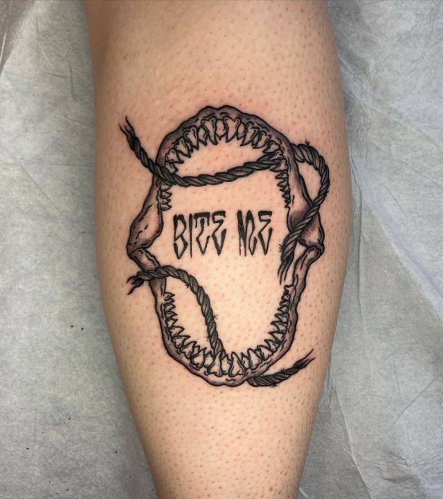 Pretty Shark Jaw Tattoo on Leg